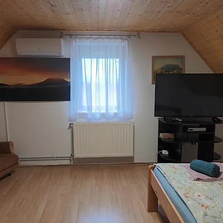 Kéknefelejcs Appartamento Tapolca